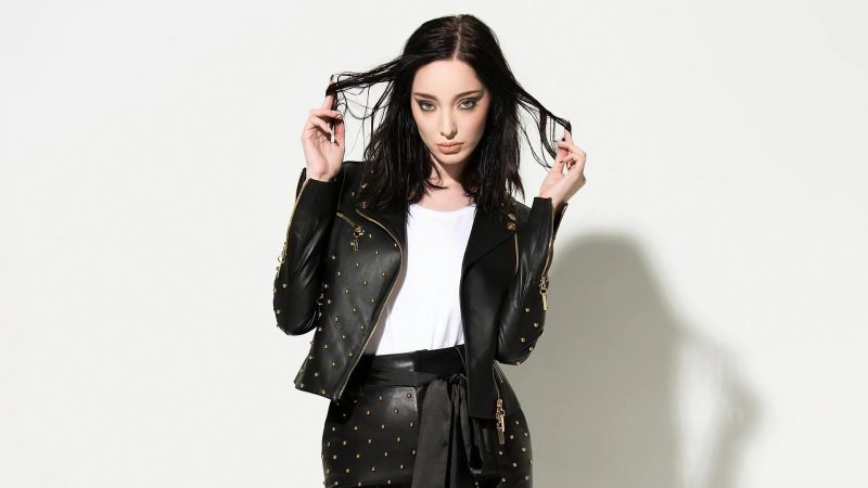 Emma dumont