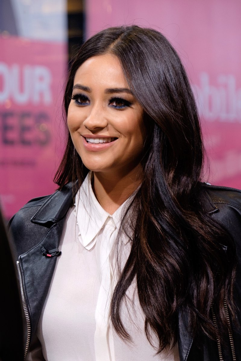 Shay mitchell