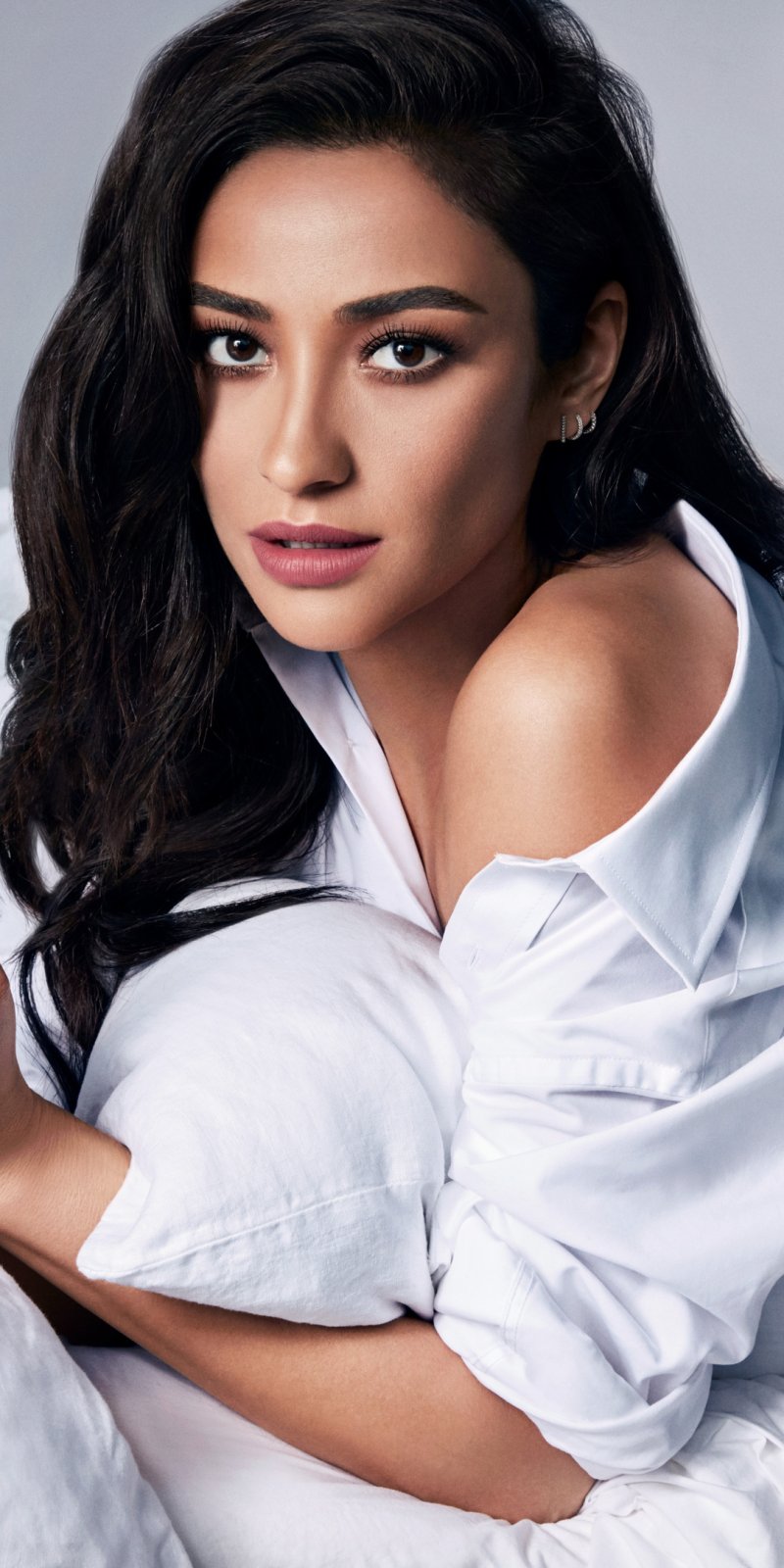 Shay mitchell