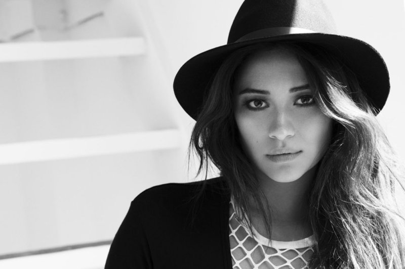 Shay mitchell