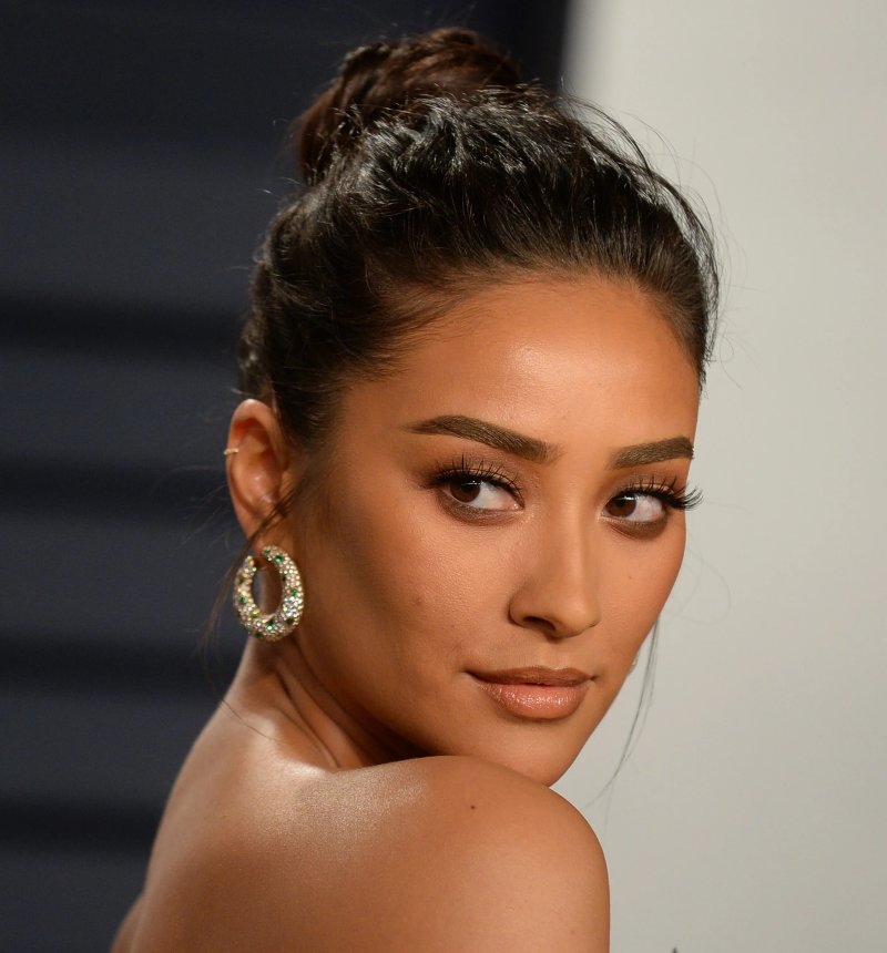 Shay mitchell