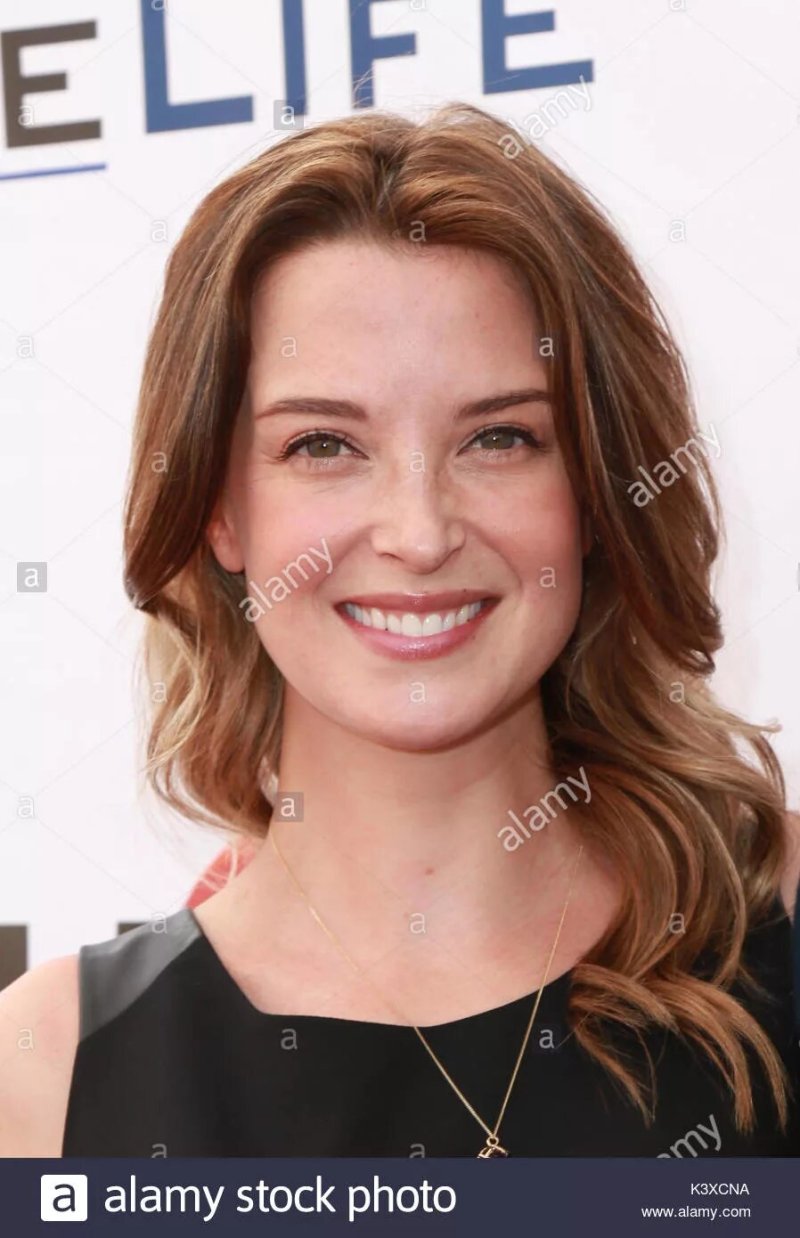 Emily baldoni