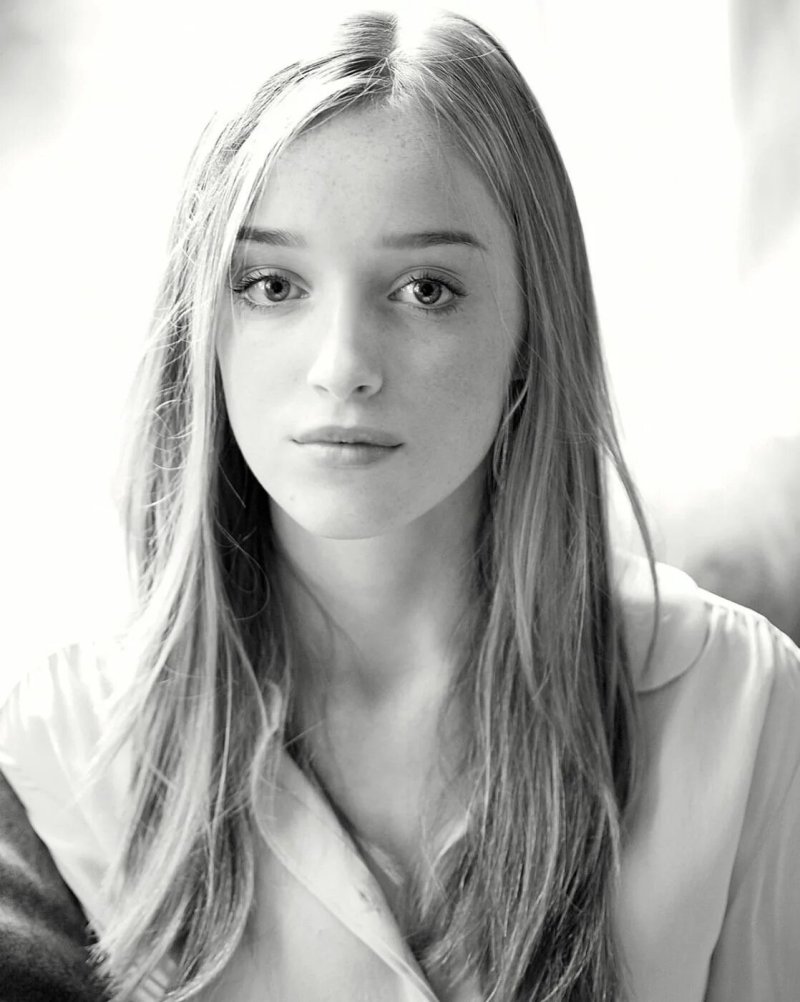 Phoebe dynevor