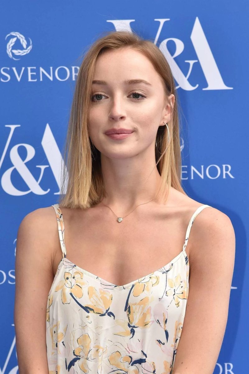 Phoebe dynevor