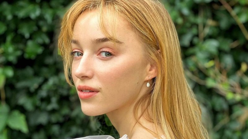 Phoebe dynevor