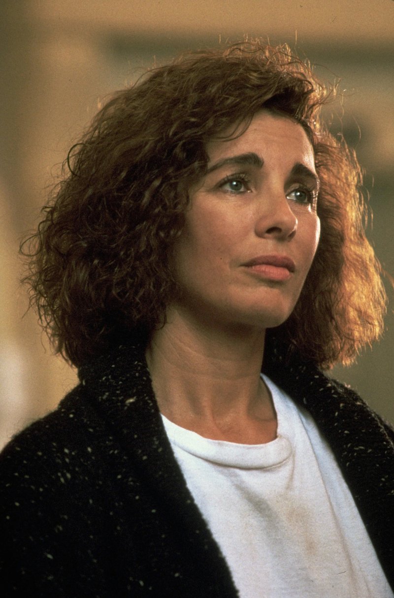 Anne archer