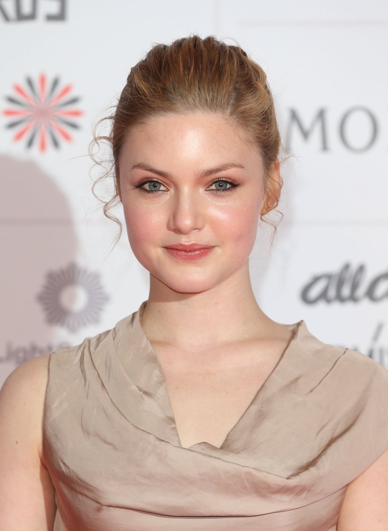 Holliday grainger