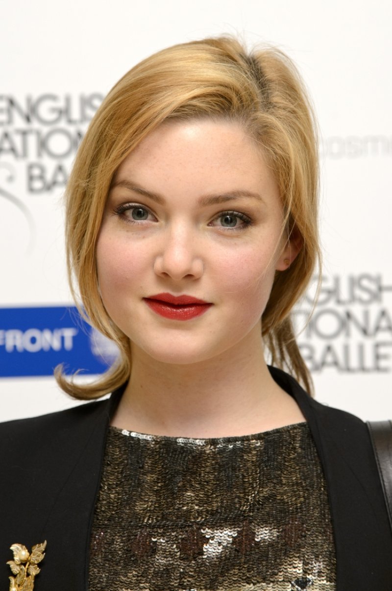 Holliday grainger