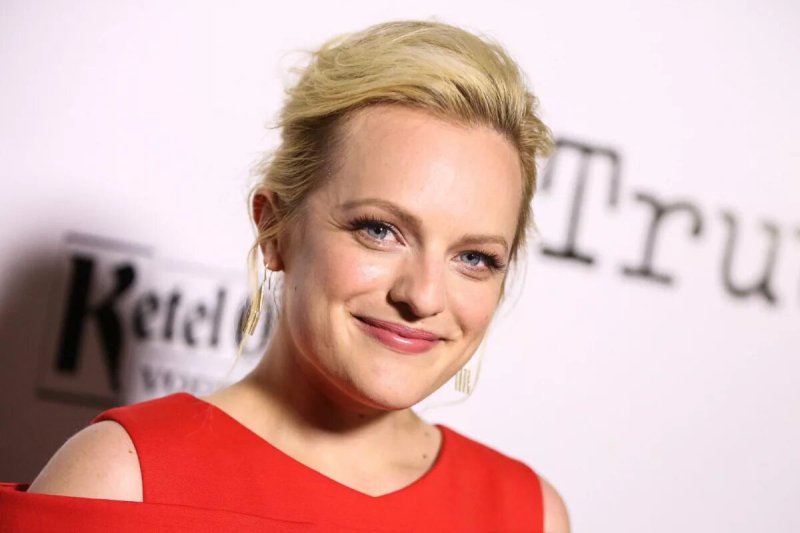 Elizabeth moss