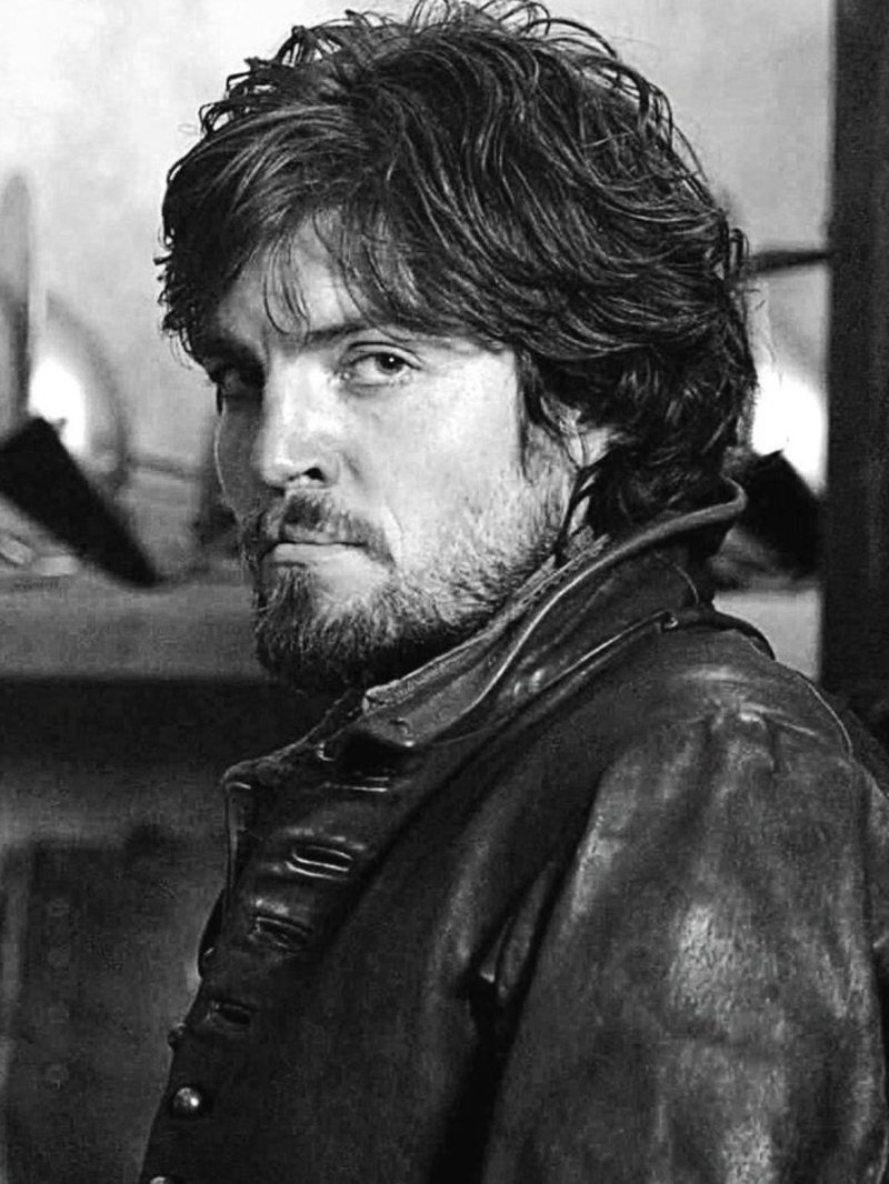 Tom burke