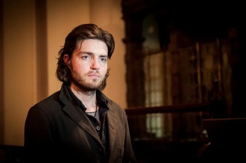 Tom burke