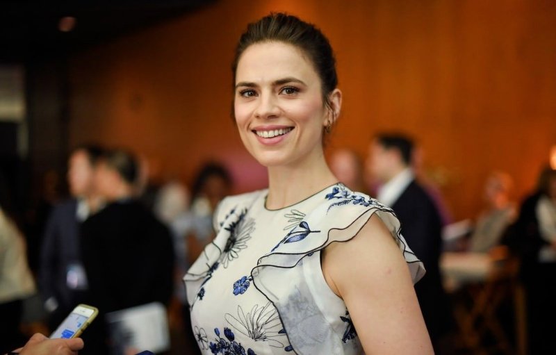 Hayley atwell