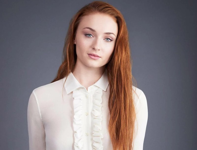 Sophie turner n