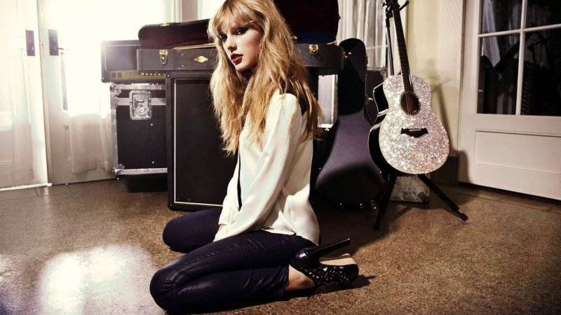 Taylor swift taylor swift