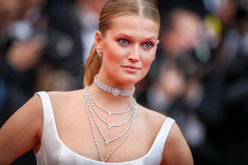 Toni garrn