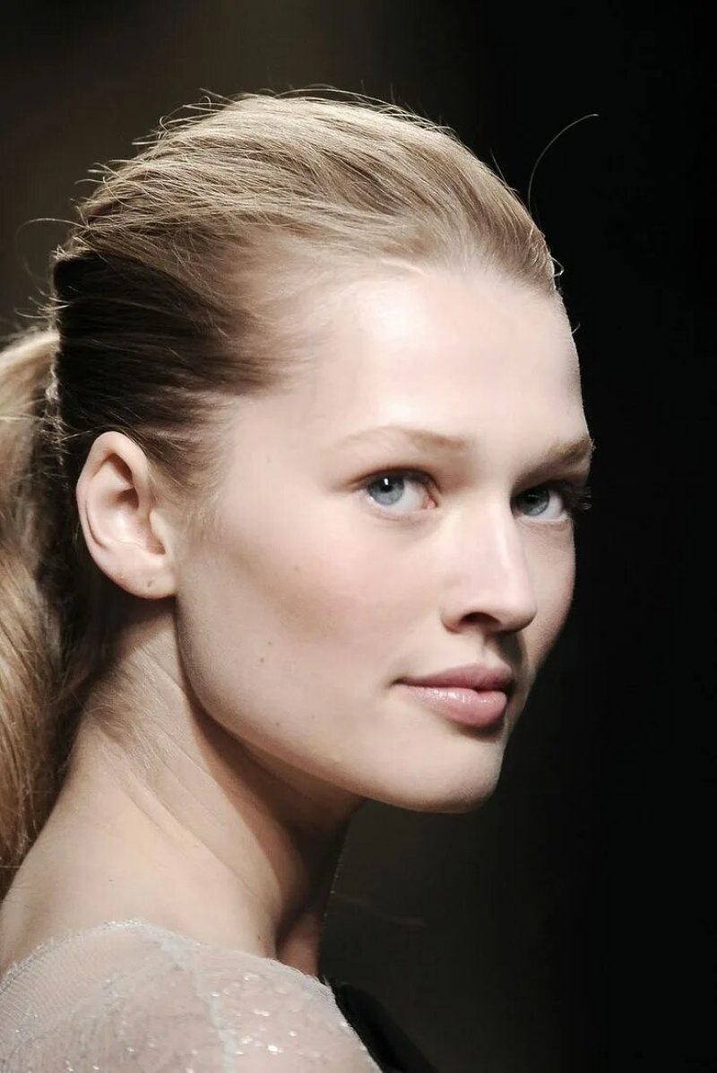 Toni garrn