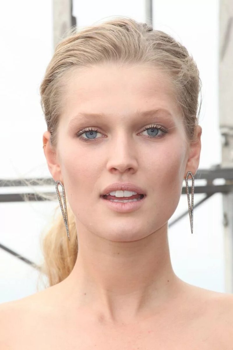 Toni garrn