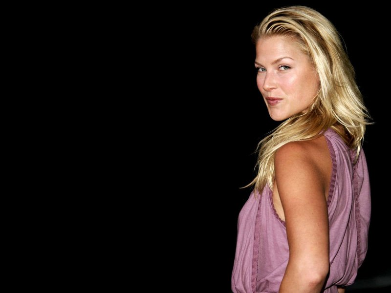 Ali larter