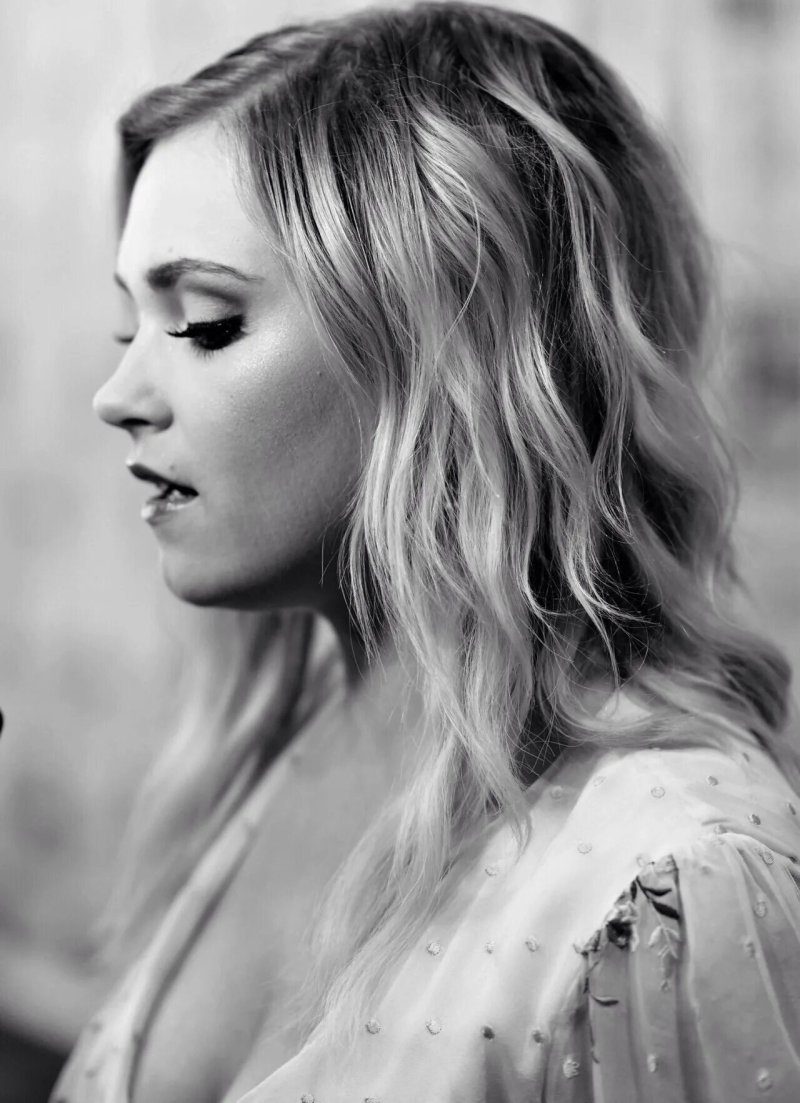 Eliza taylor