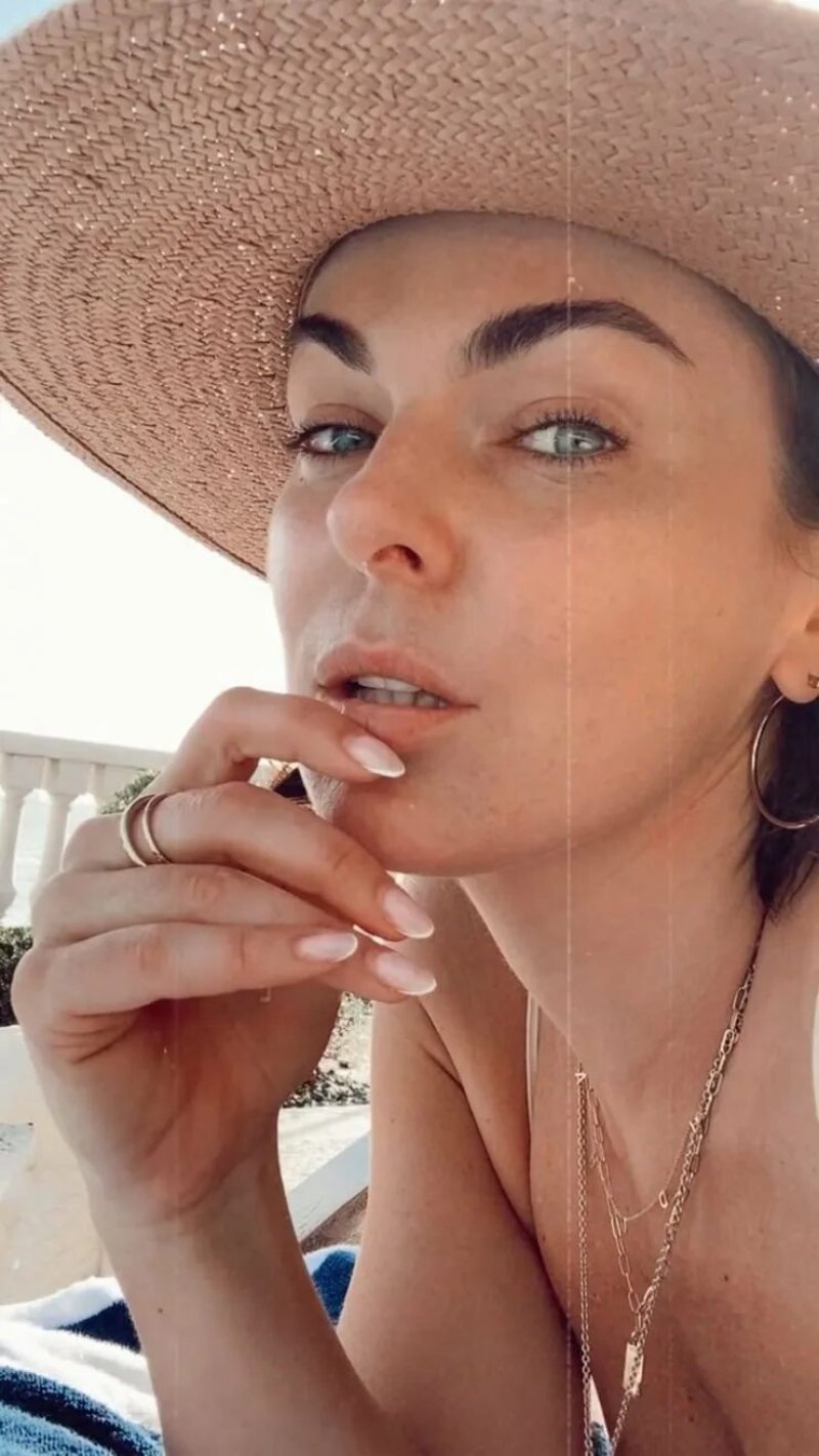 Serinda swan