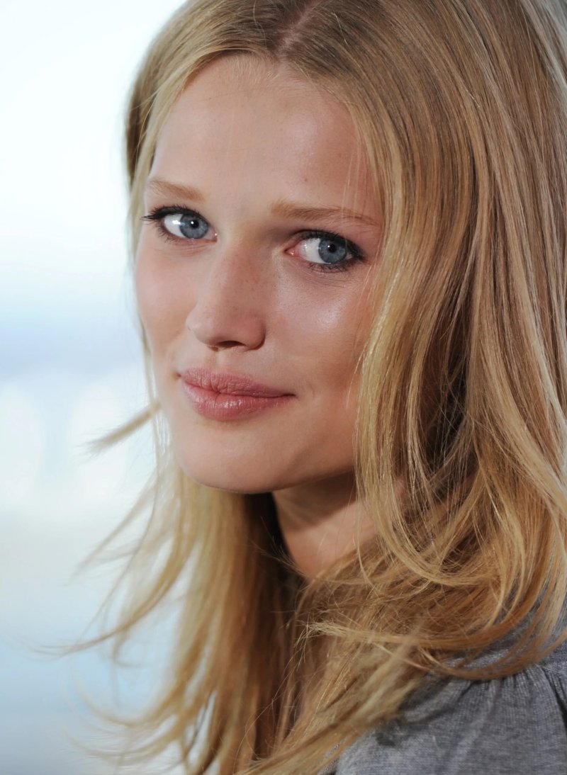 Toni garrn