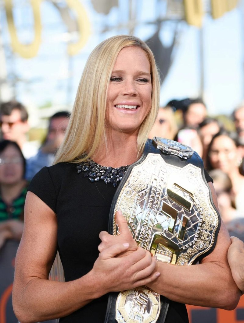 Holly holm