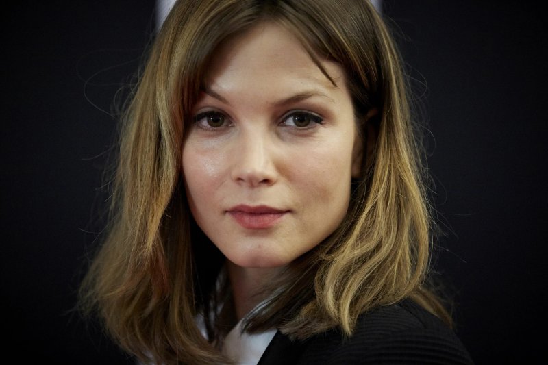 Sylvia hoeks