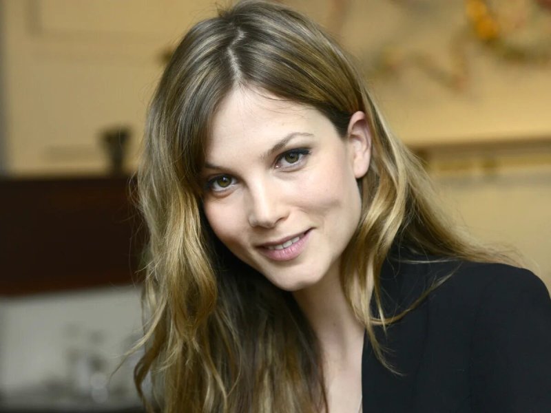 Sylvia hoeks