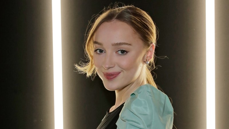 Phoebe dynevor