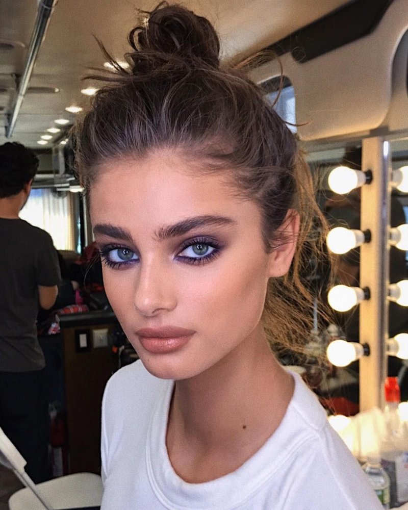 Taylor marie hill