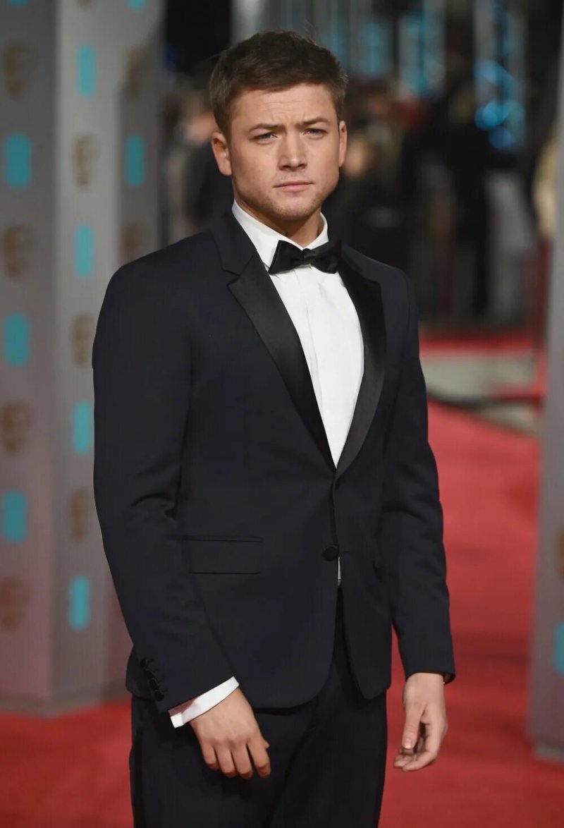 Taron egerton