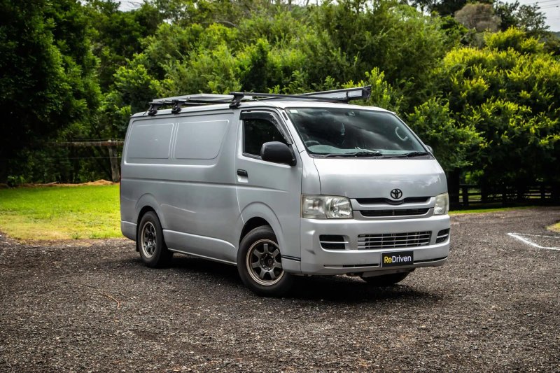 Toyota hiace van